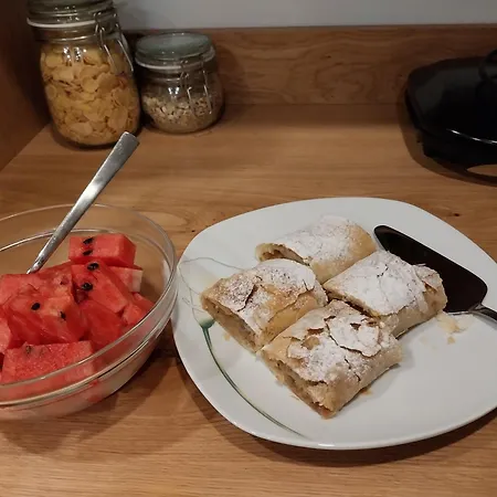 Sobe U Sirrc Nočitev z zajtrkom Bled